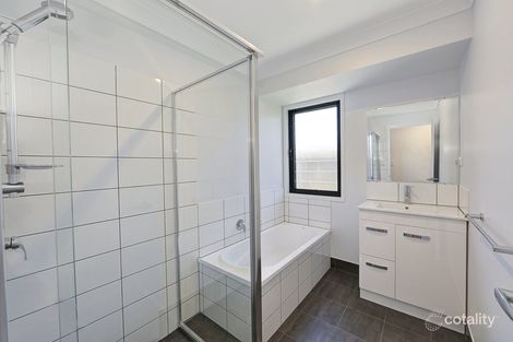 Property photo of 2/134 Exeter Street Torquay QLD 4655