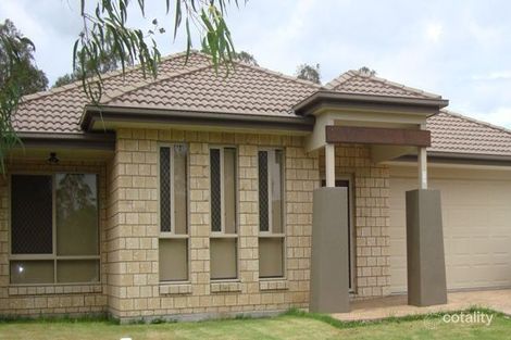 12 Sanctuary Pkwy, Waterford, QLD 4133