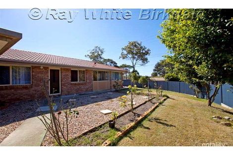 Property photo of 28 Larbonya Crescent Capalaba QLD 4157