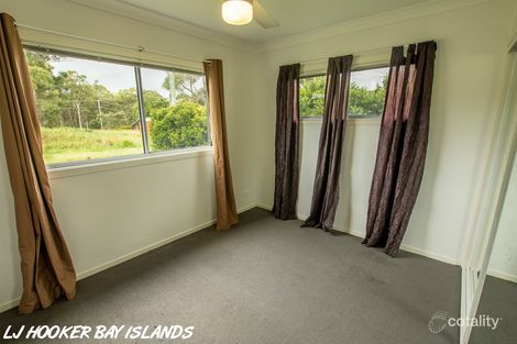 Property photo of 22 Wakehill Road Russell Island QLD 4184