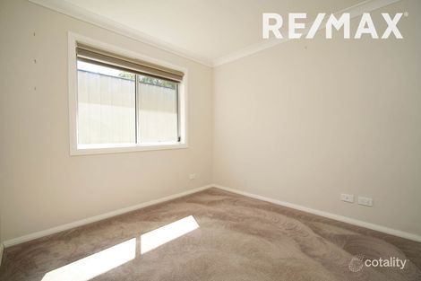Property photo of 2/25 Dove Street Mount Austin NSW 2650