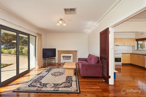 Property photo of 124 Simkin Crescent Kooringal NSW 2650
