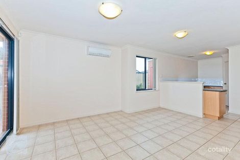 Property photo of 9/31 Gillen Way Success WA 6164