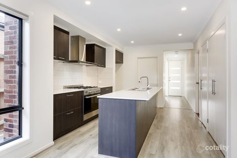 Property photo of 54 Indura Drive Werribee VIC 3030