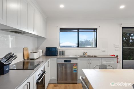 Property photo of 31 Hollywood Crescent Smiths Beach VIC 3922