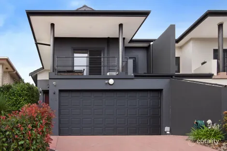 1/12 Cowal Ct, Flinders, NSW 2529