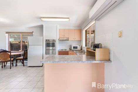 Property photo of 8 Walton Street Melton South VIC 3338
