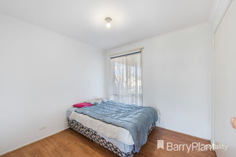 Property photo of 8 Walton Street Melton South VIC 3338