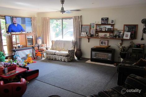 Property photo of 6 Pearson Road Drouin VIC 3818