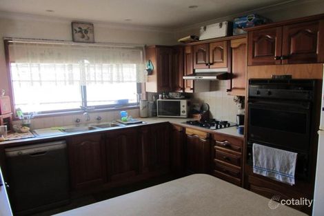 Property photo of 6 Pearson Road Drouin VIC 3818