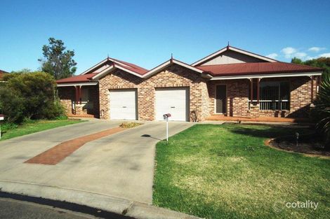 18a/18b Robrick Cl, Griffith, NSW 2680