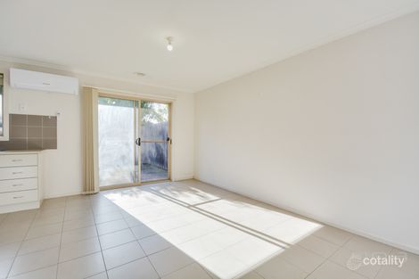 Property photo of 2/21 Deutgam Street Werribee VIC 3030