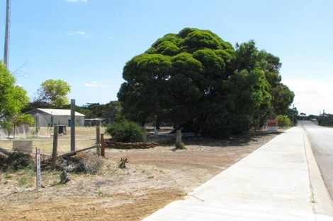 Property photo of 1 Wellstead Road Bremer Bay WA 6338