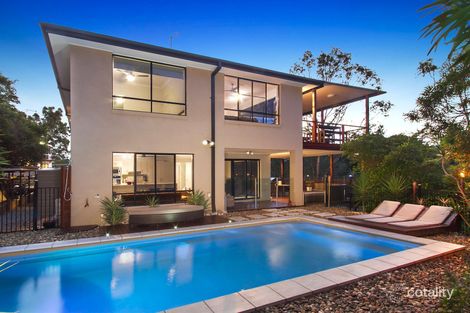 Property photo of 14 Summit Place Mount Ommaney QLD 4074