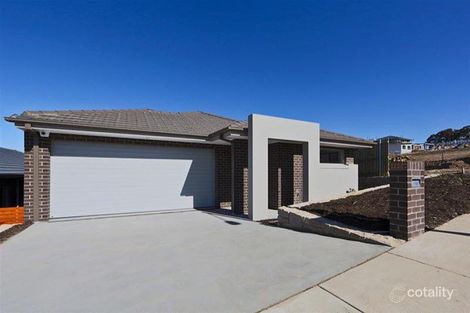 Property photo of 52 Cooley Crescent Casey ACT 2913