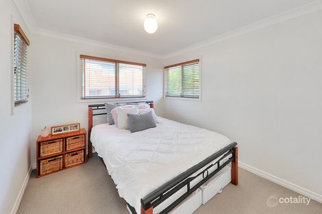 Property photo of 1/34 Headfort Street Greenslopes QLD 4120