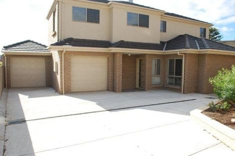 33 Taunton Pde, Christies Beach, SA 5165