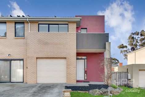 8 Whiltshire Dr, Roxburgh Park, VIC 3064