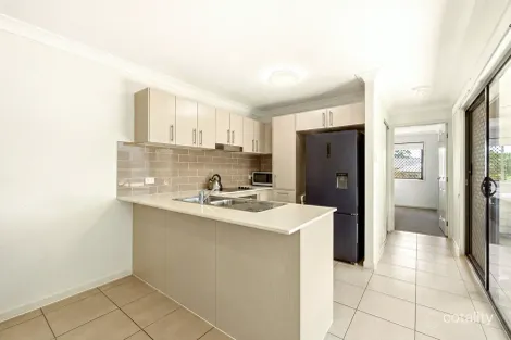 Property photo of 9A Robert Street Loganlea QLD 4131