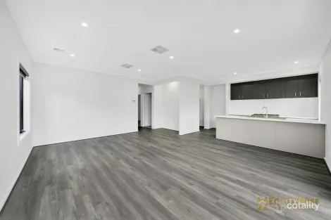 Property photo of 14 Langford Street Werribee VIC 3030
