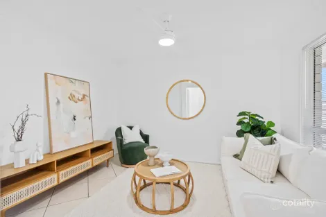 Property photo of 35 Macadamia Street Wynnum West QLD 4178