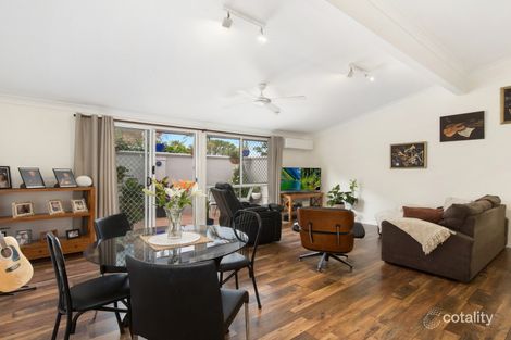 Property photo of 1/255 Christine Avenue Varsity Lakes QLD 4227