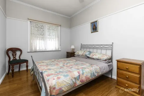 Property photo of 206 Parer Road Airport West VIC 3042