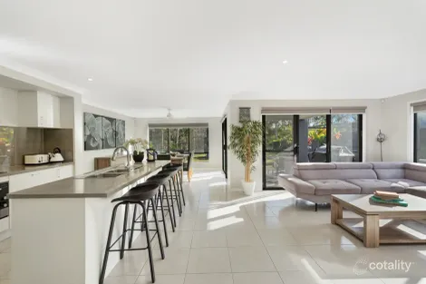 268 Freshwater Dr, Banksia Beach, QLD 4507