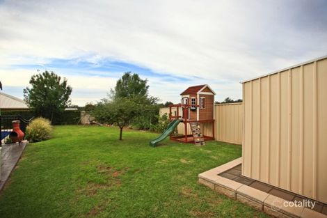 Property photo of 19 Lakeside Circuit Dubbo NSW 2830