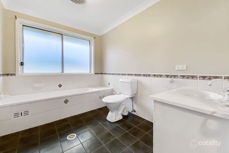 Property photo of 36 Greenhaven Circuit Woongarrah NSW 2259