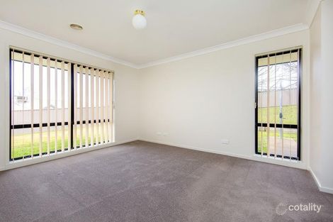 Property photo of 22 Whernside Drive Wodonga VIC 3690