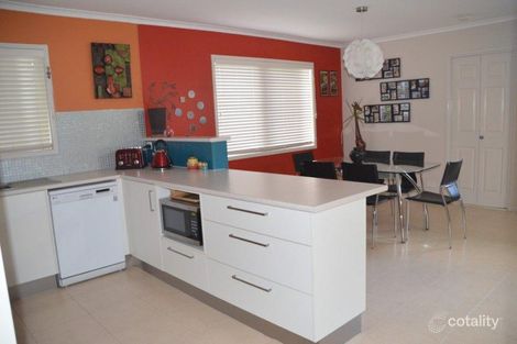 Property photo of 14 Westgate Avenue Springwood QLD 4127