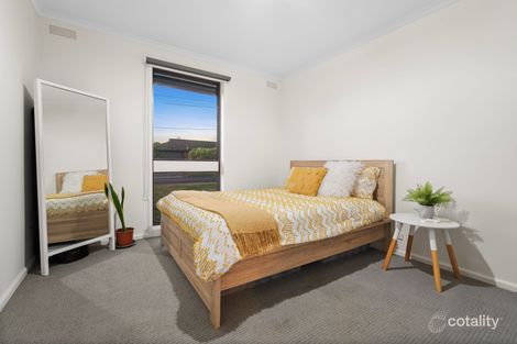 Property photo of 7 Regency Drive Mount Clear VIC 3350