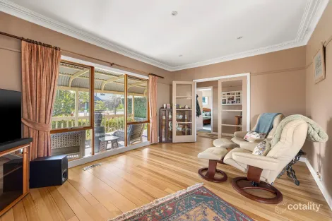 Property photo of 51 May Street Macleod VIC 3085