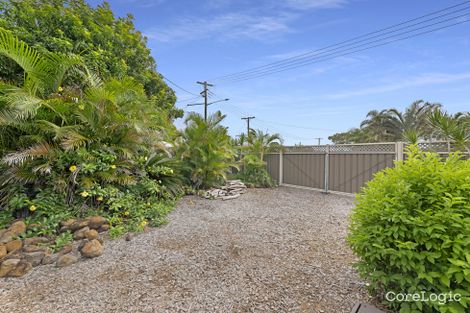 Property photo of 17 Poinciana Court Moore Park Beach QLD 4670