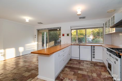 Property photo of 2 Birdup Close Kelmscott WA 6111