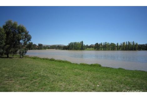 Property photo of 40 Phyllis Ashton Circuit Gungahlin ACT 2912