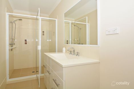 10 Dory Dr, Point Vernon, QLD 4655