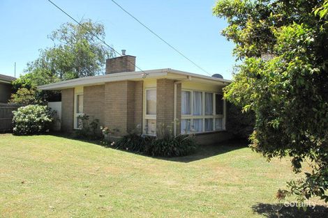 8 Fryers Rd, Highton, VIC 3216