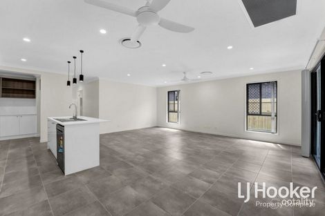 Property photo of 18 Pinnacles Street Yarrabilba QLD 4207