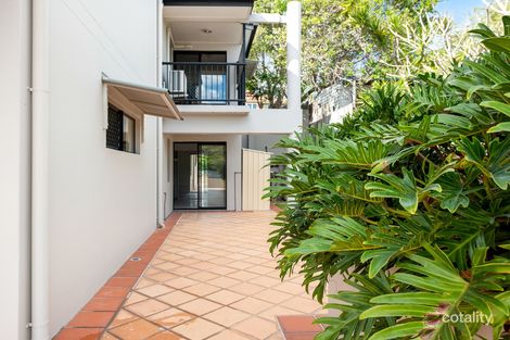 Property photo of 4/93 Waminda Street Morningside QLD 4170