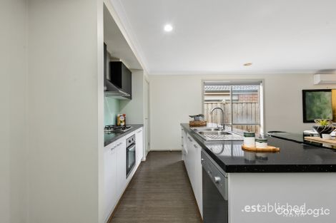 Property photo of 15 Windmill Way Point Cook VIC 3030