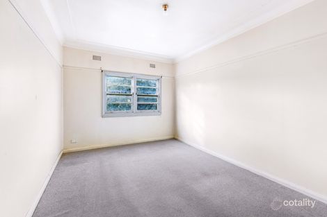 Property photo of 16 Oakleigh Avenue South Granville NSW 2142