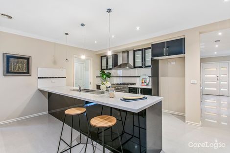 Property photo of 14 Gladys Court Berwick VIC 3806