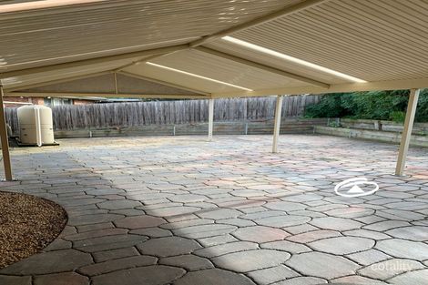 Property photo of 4 Charlton Court Endeavour Hills VIC 3802