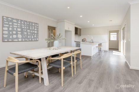 Property photo of 4/19 Elizabeth Street Cranbourne North VIC 3977