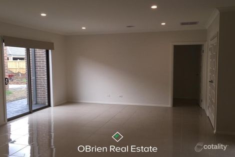 Property photo of 17 Compton Way Clyde North VIC 3978