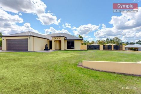 Property photo of 2 Hilltop Avenue Southside QLD 4570