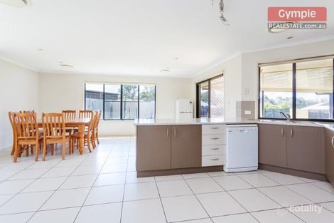 Property photo of 2 Hilltop Avenue Southside QLD 4570