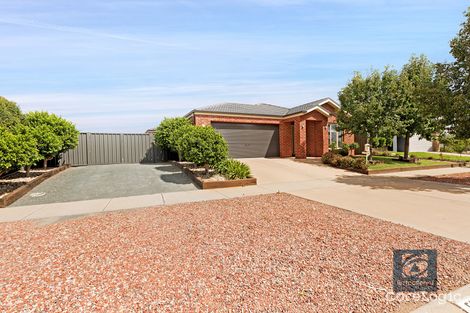 Property photo of 53 Declan Way Echuca VIC 3564